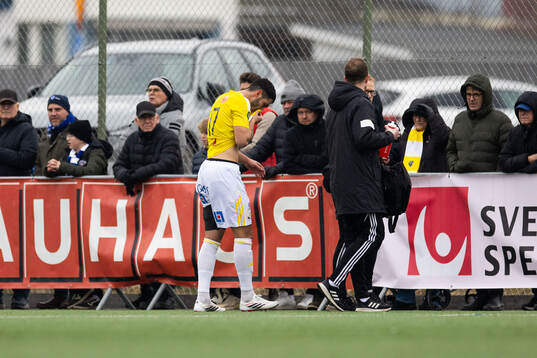 Falkenbergs Argjend Miftari deppar