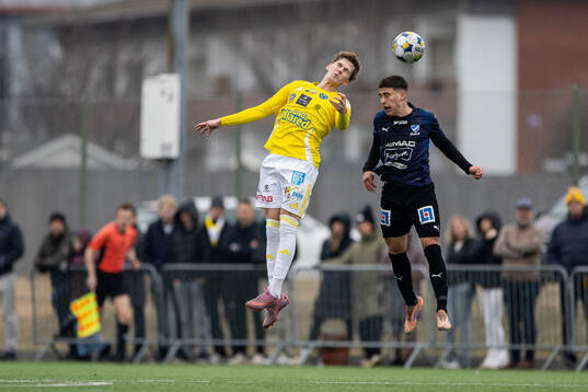 Falkenbergs Hampus Källström och IFK Skövdes Anthon Klebe