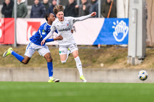 GIF Sundsvalls Yacqub Finey och Helsingborgs Lucas Landgren