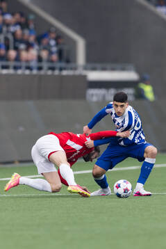 Degerfors Alexander Lindgren och IFK Göteborgs Gabriel