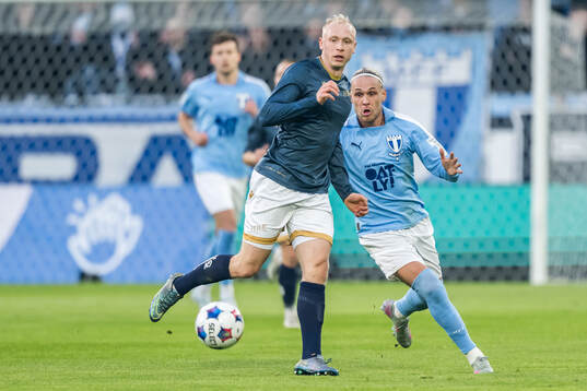 Halmstads André Boman och Malmö FFs Arnor Sigurdsson