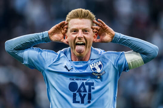 Bläddra bland fler bilder av Fotboll, Svenska Cupen, Malmö FF - Halmstad