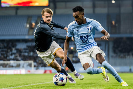 Halmstads Ludvig Arvidsson och Malmö FFs Taha Ali