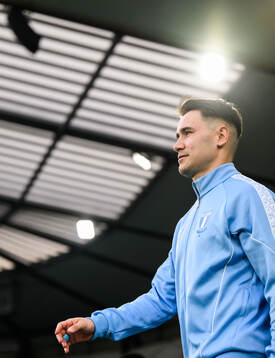 Malmö FFs Yanis Karabelyov gör entré