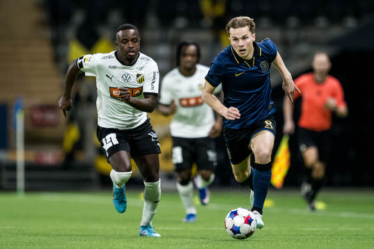 Häckens Brice Wembangomo och AIKs Johan Hove