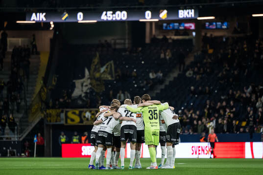 Häckens spelare samlas