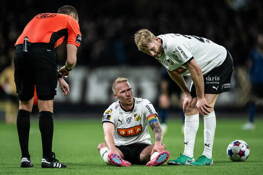Häckens Mikkel Rygaard Jensen har ont