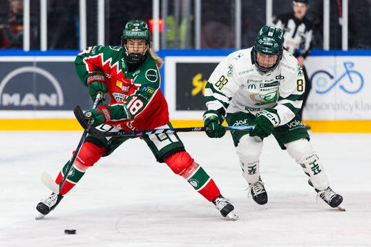 Frölundas Elisa Holopainen och Färjestads Kelly Babstock