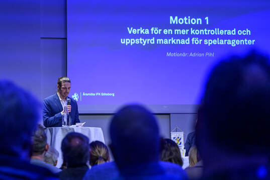 Supporterklubben Änglarnas ordförande Adrian Pihl Spahiu