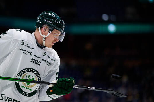 Färjestads Gabriel Carlsson