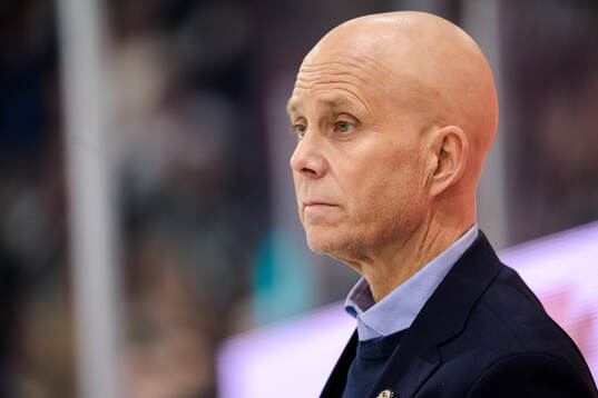 HV71s  assisterande tränare Mikael Sundell