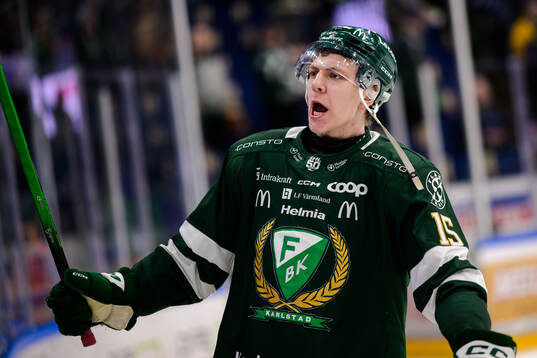 Färjestads Jack Berglund jublar