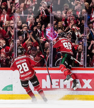 Örebros Patrik Karlkvist jublar