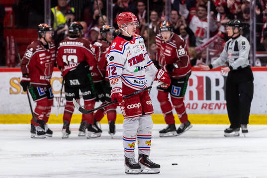 Timrås Erik Walli Walterholm deppar vid 1-0
