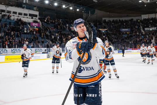 Växjös Dennis Rasmussen deppar