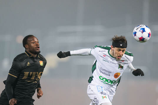 GAISs Shalom Ekong och Varbergs Joakim Lindner