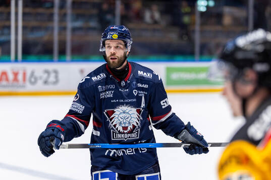 Linköpings Oscar Fantenberg deppar