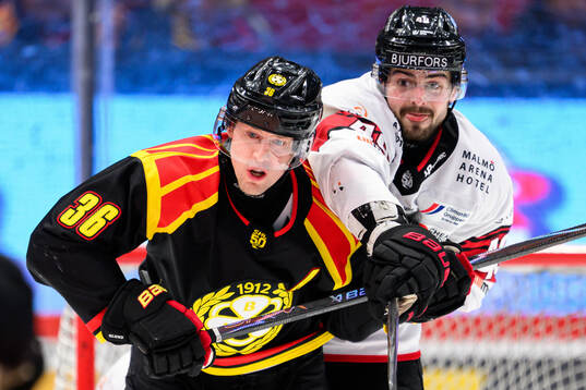 Brynäs Linus Ölund och Malmö Redhawks Seth Barton