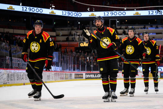 Brynäs Jakob Silfverberg och Tyler Vesel deppar