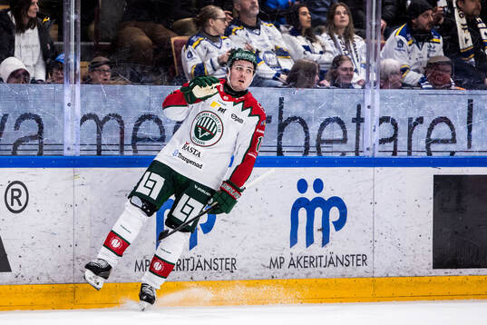 Frölundas Max Lindholm jublar