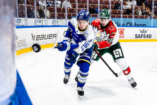 Leksands Rocky Langvardt och Frölundas Jacob Peterson