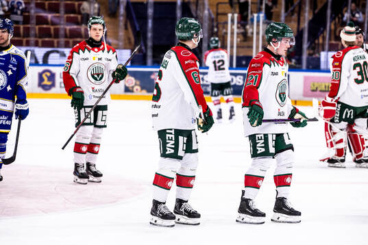 Frölundas Filip Hasa och Jere Innala deppar