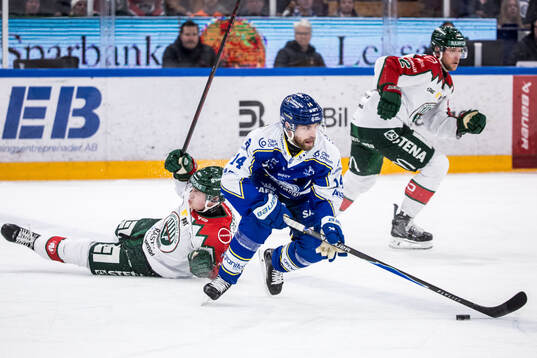 Frölundas Jacob Peterson och Leksands Oskar Lang