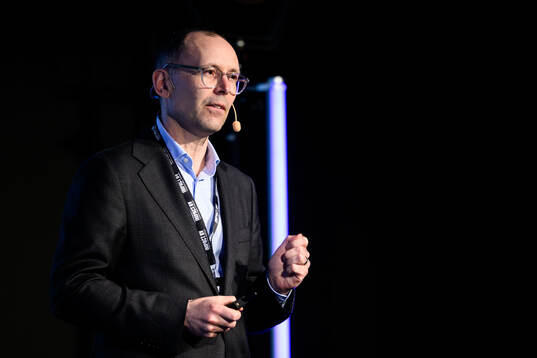 Jonas Söderberg, SEB