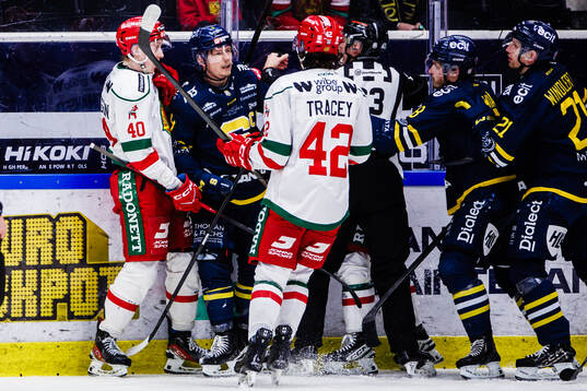 Södertäljes Patrik Zackrisson i bråk med Moras Felix