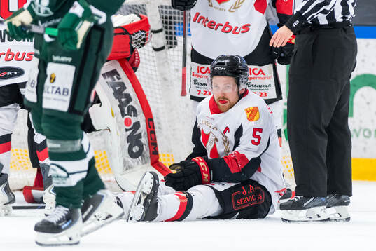 Hanvikens s Pelle Carlsson deppar