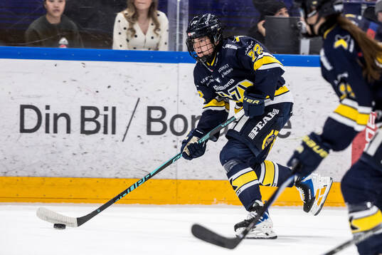 HV71s Rachel Weiss