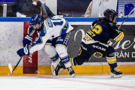 Leksands Leia Fransson och HV71s Eimear Leacy