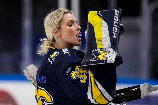 HV71s målvakt Amanda Johansson