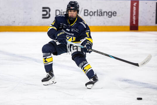 HV71s Alva Solberg