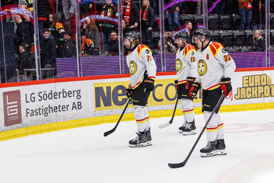 Brynäs Axel Jonsson-Fjällby, Simon Bertilsson och Jakob