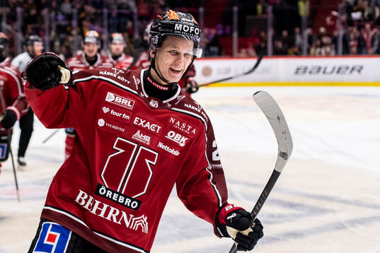 Örebros Egor Polin jublar vid 3-0
