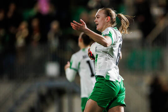 Hammarbys Elin Sørum jublar