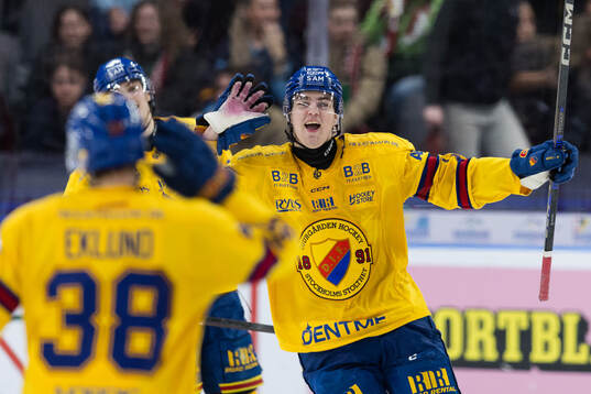 Djurgårdens Anton Frondell jublar