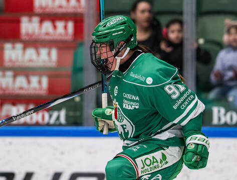 Rögles Sara Boucher jublar