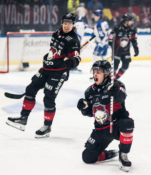 Malmö Redhawks Lauri Pajuniemi jublar
