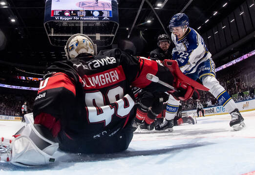 Leksands Lukas Vejdemo oroar mot Malmö Redhawks målvakt