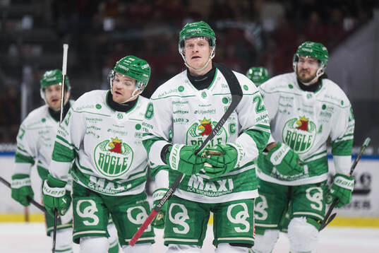 Rögles Anton Bengtsson jublar
