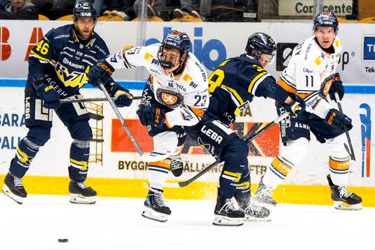 Växjös Olle Karlsson och HV71s Olle Alsing