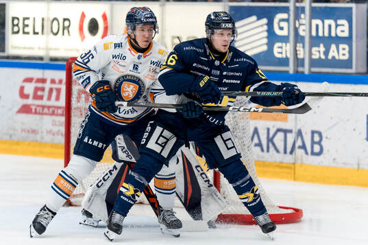 Växjös Elias Rosén och HV71s Linus Lindström