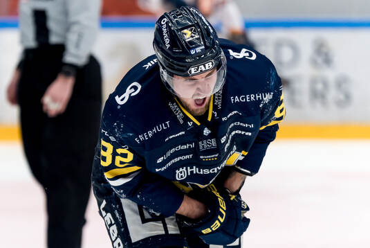 HV71s Santeri Hatakka har ont