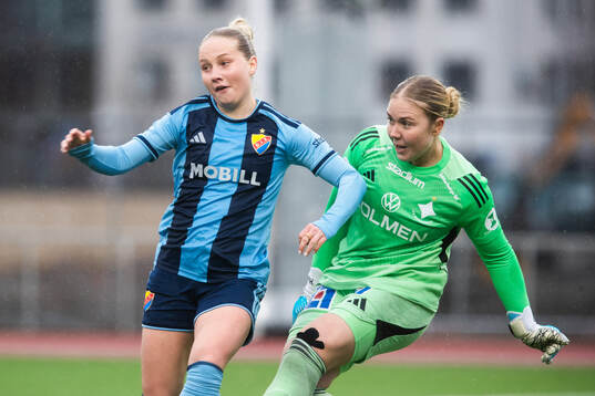 Djurgårdens Maria Olafsdottir Gros och IFK Norrköpings