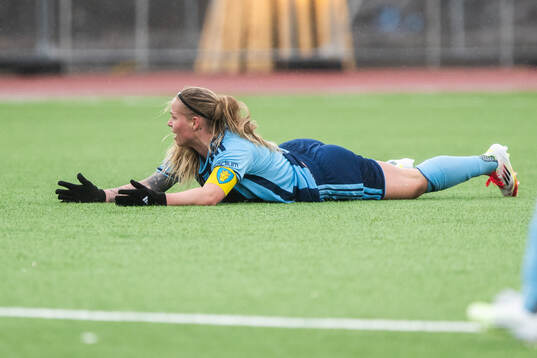 Djurgårdens Therese Åsland deppar