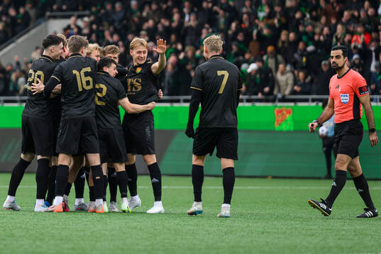 GAIS spelare jublar