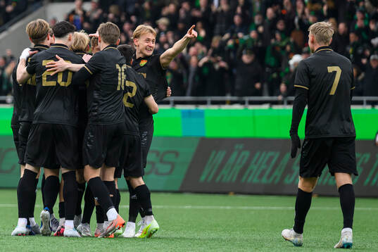 GAIS spelare jublar