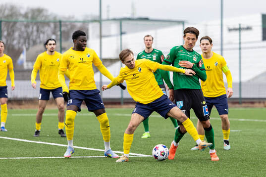 Ljungskiles Gideon Mensah, Emilio Reljanovic och Varbergs